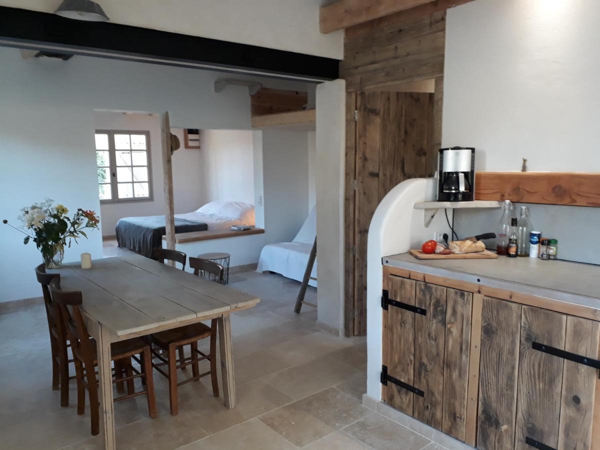 La Petite Maison Dans Les Vignes Chamaret Екстериор снимка
