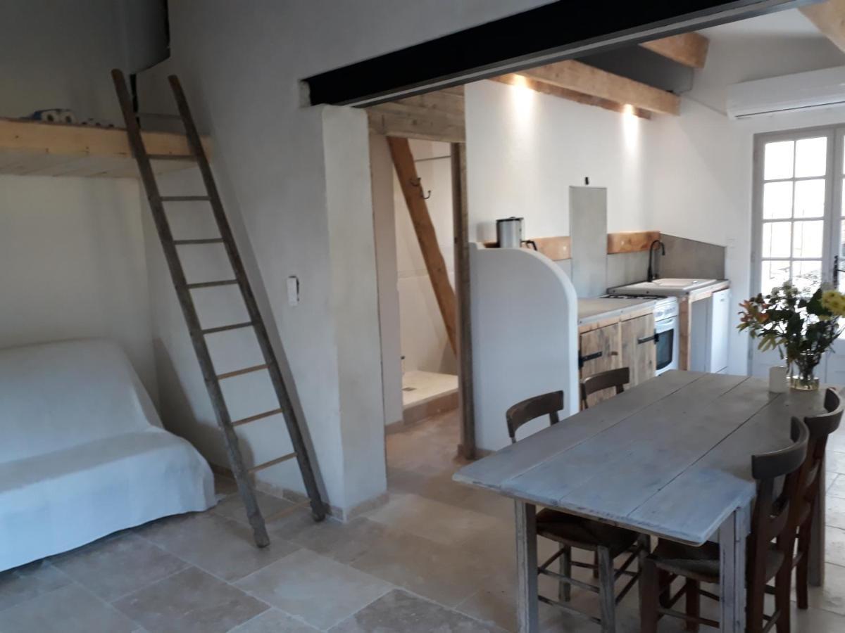 La Petite Maison Dans Les Vignes Chamaret Екстериор снимка